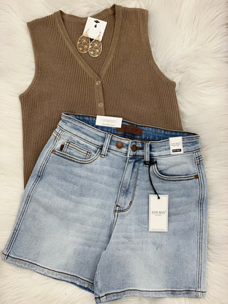 Judy Blue 2 Button Mid Length Dad Shorts