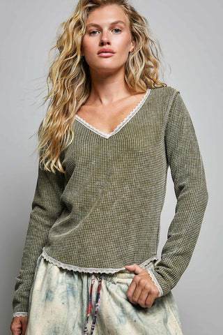 Cassie Thermal V-Neck w/Crochet Detail