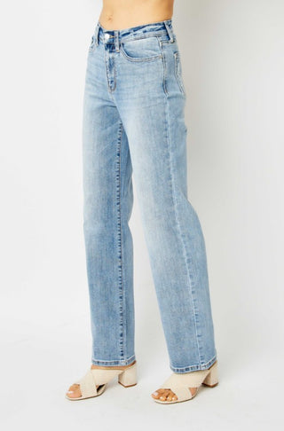 Judy Blue - Hi Waist Light Wash Straight Leg Jeans