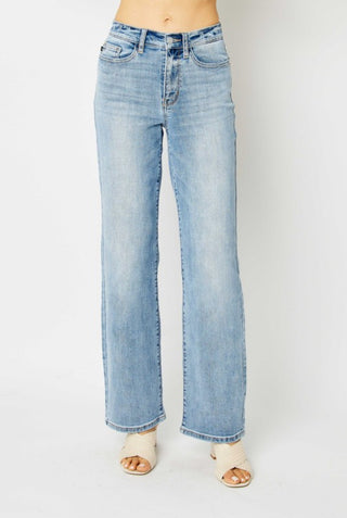 Judy Blue - Hi Waist Light Wash Straight Leg Jeans